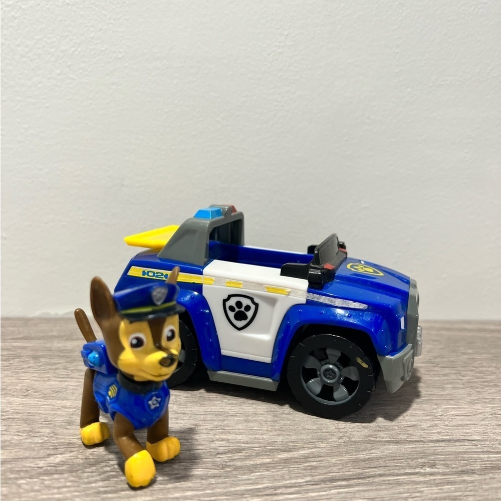 Paw patrol chase and truck - Picture 2 of 5
